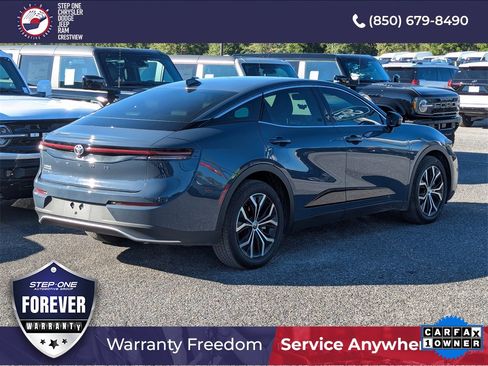 Used 2025 Toyota Crown XLE image 5