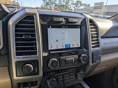 Used 2017 Ford F350 Lariat w/ FX4 Off-Road Package image 23