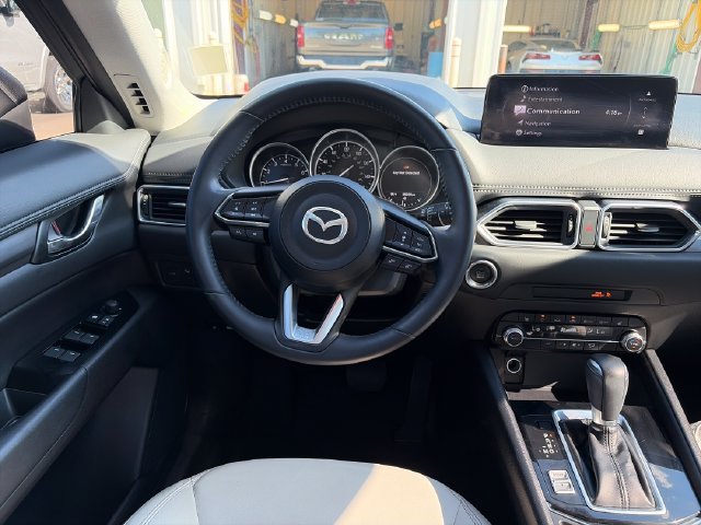 Used 2025 MAZDA CX-5 AWD 2.5 S w/ Preferred Package image 13