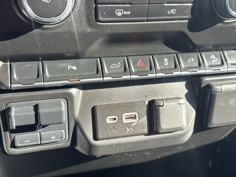 Used 2023 Chevrolet Silverado 2500 W/T w/ WT Convenience Package image 27