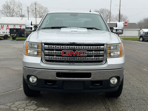 Used 2011 GMC Sierra 2500 SLE w/ SLE Preferred Package image 2