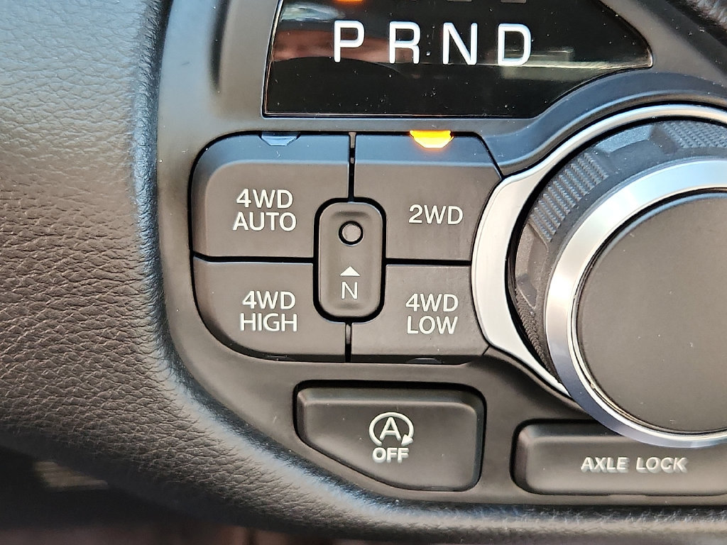Used 2025 RAM 1500 Big Horn AWD/4WD image 22