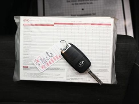 Used 2020 Kia Sportage LX w/ LX Popular Package AWD/4WD image 9