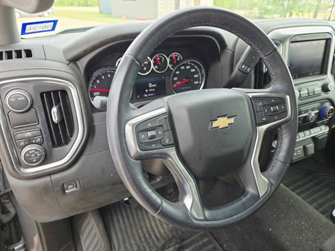 Used 2022 Chevrolet Silverado 1500 LT w/ Safety Package image 9