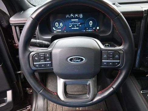 Used 2024 Ford Expedition Limited AWD/4WD image 22