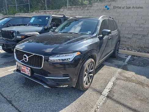 Used 2019 Volvo XC90 T6 Momentum w/ Protection Package Premier AWD/4WD image 1