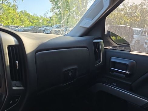 Used 2018 Chevrolet Silverado 1500 LT w/ All Star Edition AWD/4WD image 23