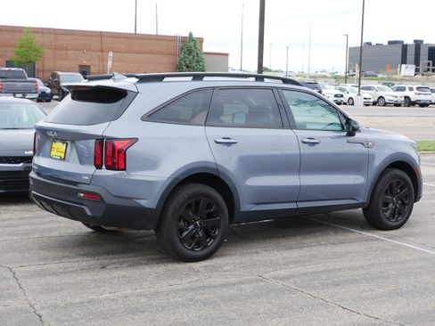 Certified 2023 Kia Sorento S AWD/4WD image 4