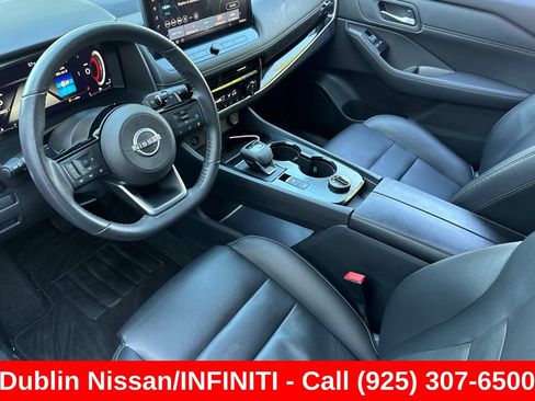 Used 2024 Nissan Rogue SL AWD/4WD image 10