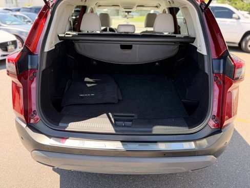 Used 2021 Nissan Rogue SV AWD/4WD image 10