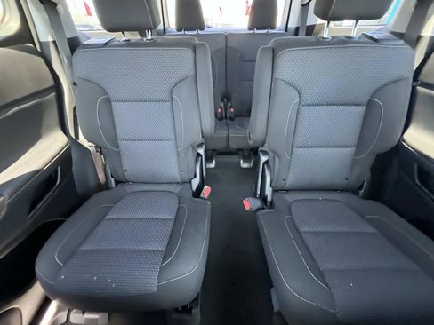 Certified 2023 GMC Acadia SLE w/ Driver Convenience Package image 30