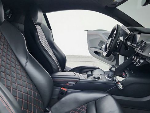 Used 2017 Audi R8 V10 plus AWD/4WD image 23