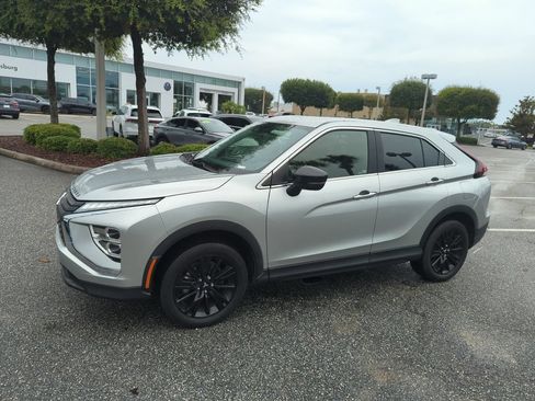 Used 2023 Mitsubishi Eclipse Cross Ralliart AWD/4WD image 13