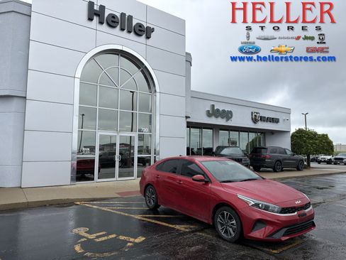 Used 2024 Kia Forte LXS w/ LXS Technology Package FWD image 1