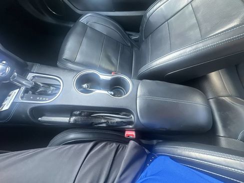 Used 2021 Ford Mustang GT Premium w/ GT Performance Package RWD image 27