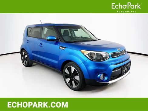 Used 2018 Kia Soul + image 1