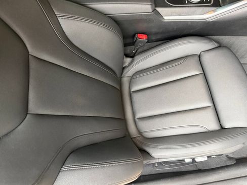 Used 2021 BMW 430i Coupe w/ M Sport Package image 40