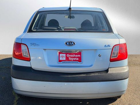 Used 2009 Kia Rio LX FWD image 4