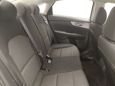 Used 2022 Kia Forte LXS FWD image 19