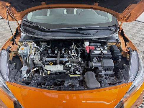 Used 2022 Nissan Versa SV w/ Trunk Package FWD image 39