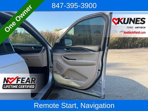 Used 2024 Jeep Grand Cherokee Limited 4xe image 14