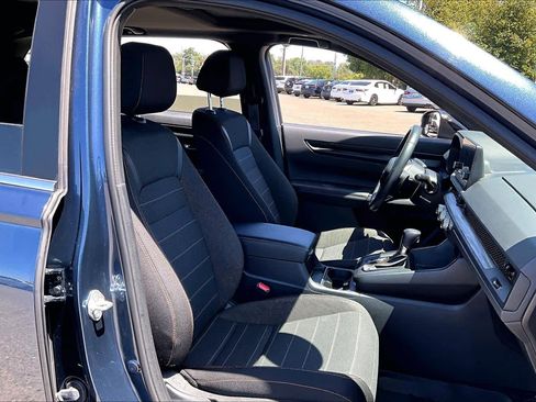Used 2023 Honda CR-V Sport image 8
