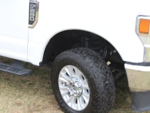 Used 2022 Ford F250 XL w/ STX Appearance Package AWD/4WD image 6