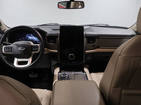 Used 2022 Ford Expedition Limited AWD/4WD image 18