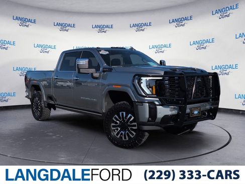 Used 2025 GMC Sierra 2500 Denali Ultimate image 1