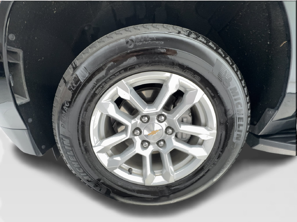 Used 2025 Chevrolet Tahoe LT RWD image 12