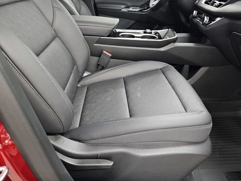 New 2026 Chevrolet Equinox LT w/ Convenience Package II FWD image 22