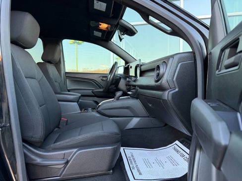 Used 2024 Chevrolet Colorado Trail Boss w/ Advanced Trailering Package image 19