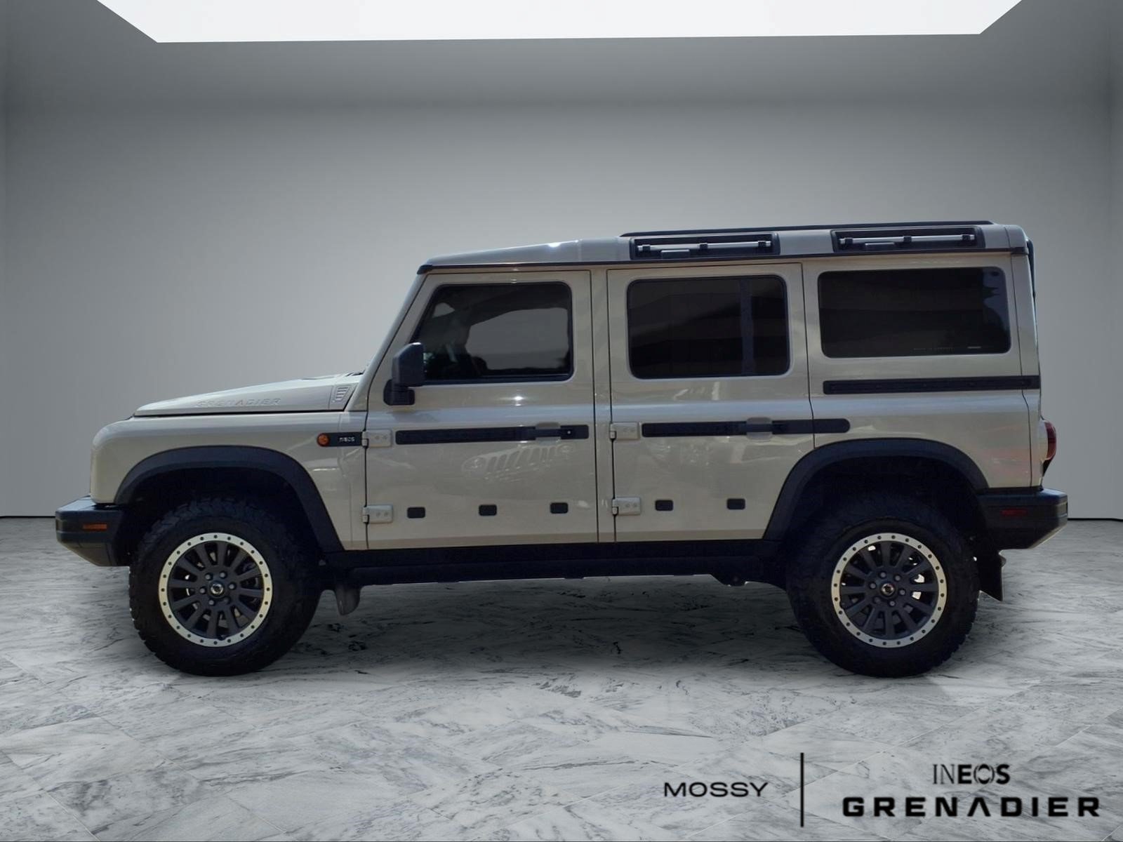 Used 2025 INEOS Grenadier Station Wagon AWD/4WD image 5
