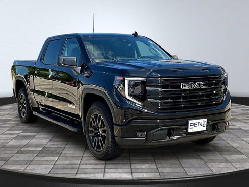 Used 2023 GMC Sierra 1500 Elevation AWD/4WD image 3