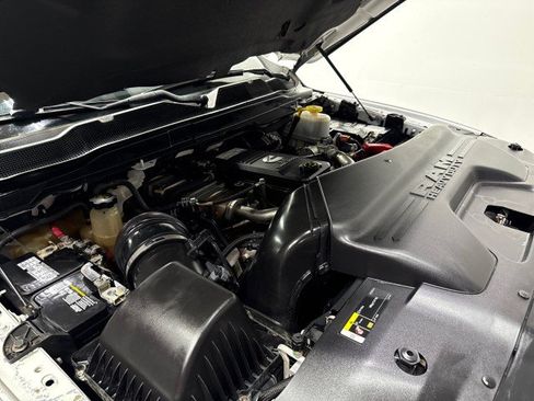 Used 2019 RAM 5500 Tradesman w/ Safety Group AWD/4WD image 44