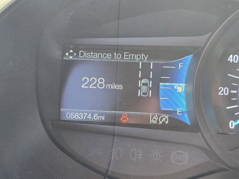 Used 2023 Ford Edge Titanium image 21