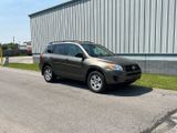 Used 2011 Toyota RAV4 4WD image 3