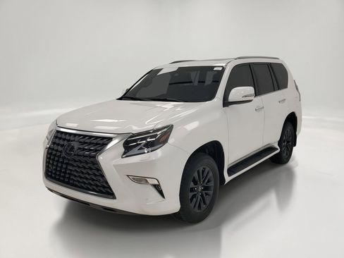 Used 2020 Lexus GX 460 Premium w/ Premium Package image 3