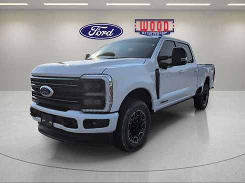 Used 2026 Ford F250 Platinum AWD/4WD image 7