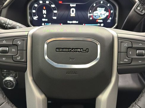 Used 2026 GMC Sierra 3500 Denali w/ Denali Reserve Package AWD/4WD image 29