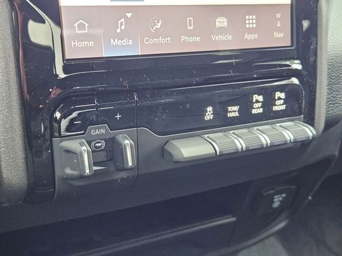 New 2026 RAM 3500 Tradesman AWD/4WD image 29