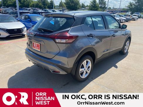 New 2025 Nissan Kicks Play S image 5