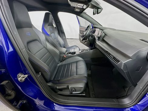 Used 2022 Volkswagen Golf R AWD/4WD image 12