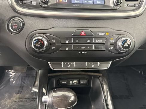 Used 2017 Kia Sorento EX AWD/4WD image 8