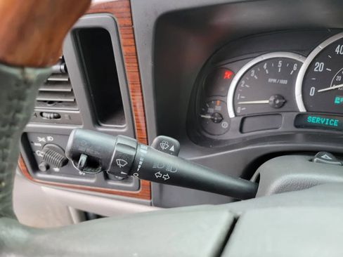 Used 2003 Cadillac Escalade AWD image 33