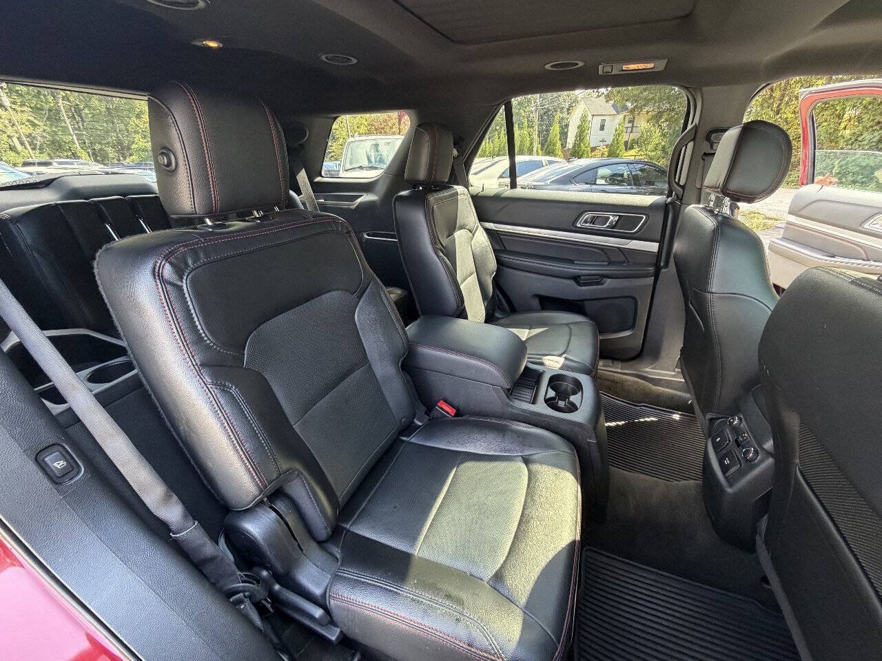 Used 2016 Ford Explorer Sport w/ Equipment Group 401A AWD/4WD image 16