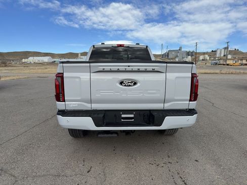 Used 2025 Ford F150 Platinum w/ FX4 Off-Road Package image 6