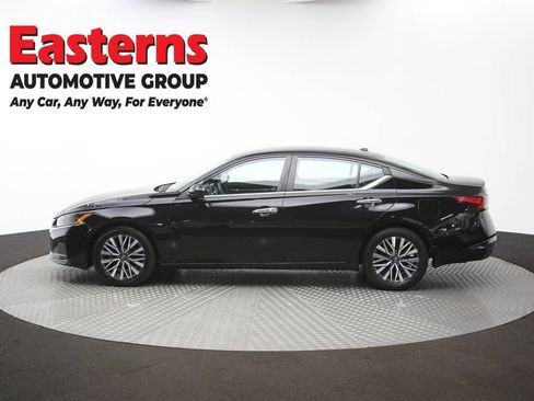 Used 2023 Nissan Altima 2.5 SV FWD image 60