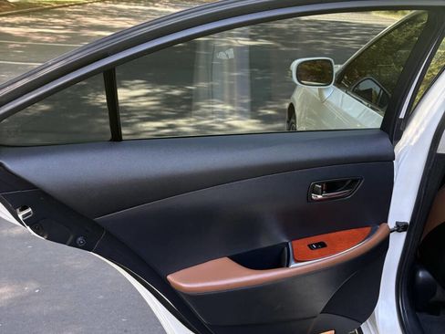 Used 2012 Lexus ES 350 w/ Touring Special Edition FWD image 33