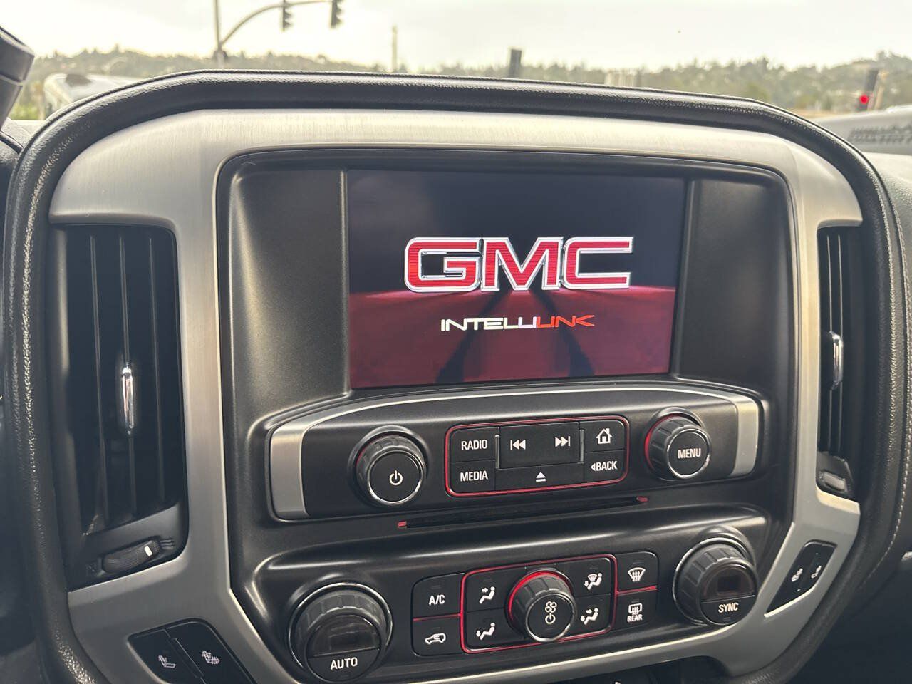 Used 2015 GMC Sierra 1500 SLT RWD image 24
